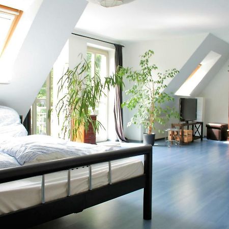 Zentrale Ferienwohnung Anker Im Sonnenblumenhaus Фленсбург Экстерьер фото